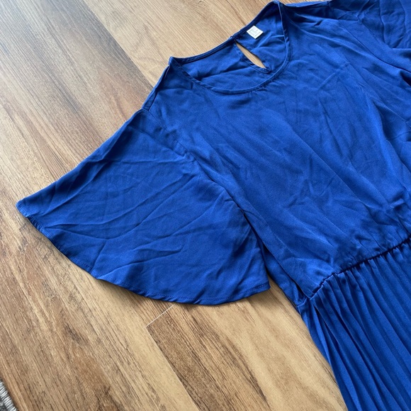 Navy Blue Color Pleated & Solid Round Neck Stylish/Party Dress. - Picture 5 of 6